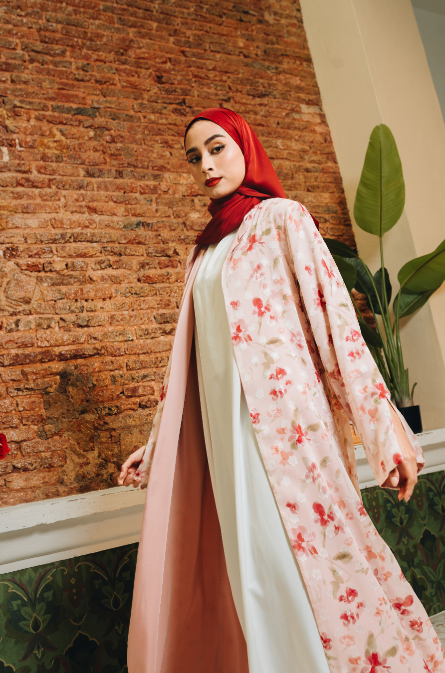 Rosa Reversible Abaya in Petal