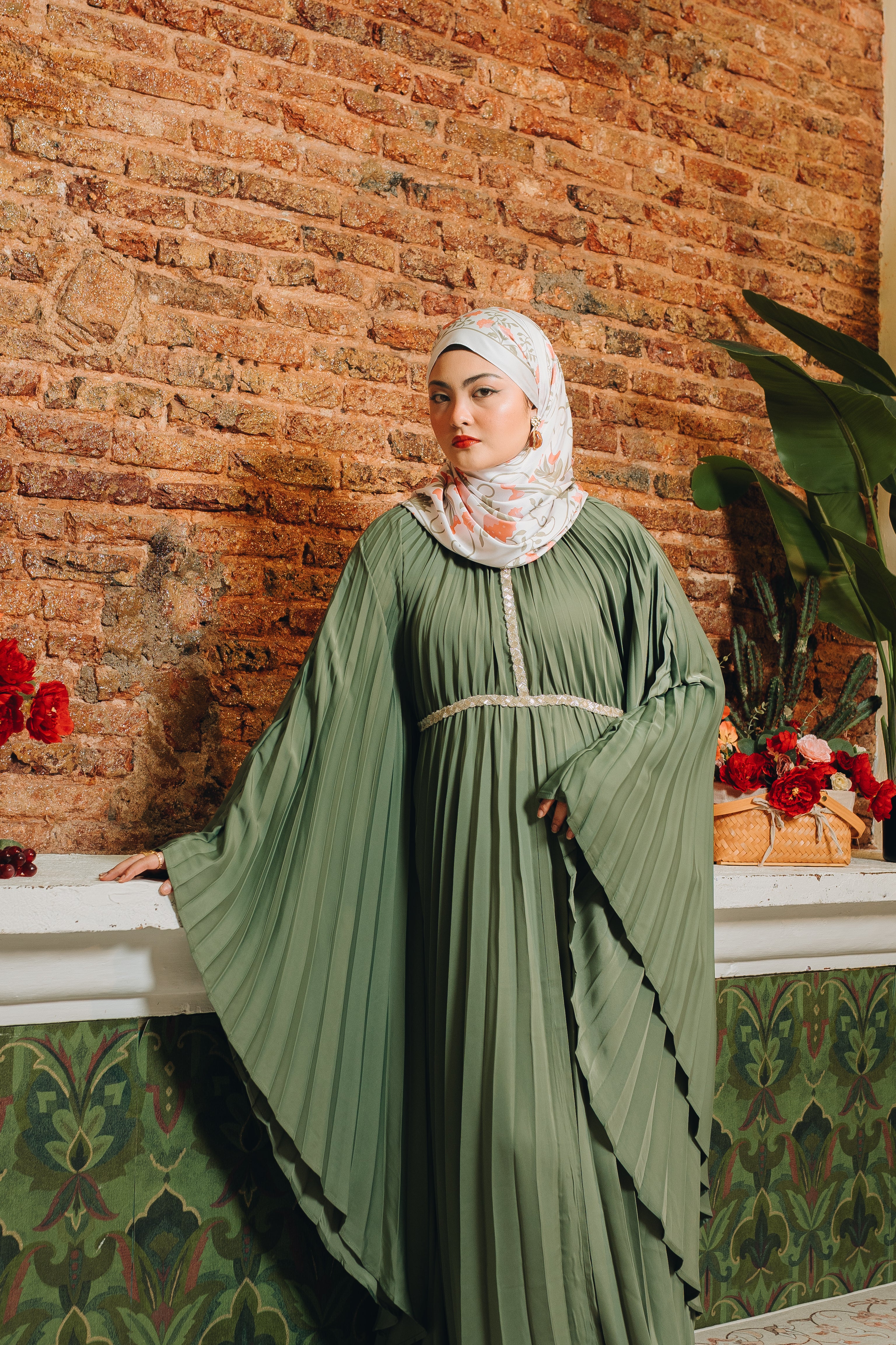Valencia Pleated Kaftan in Deep Sage