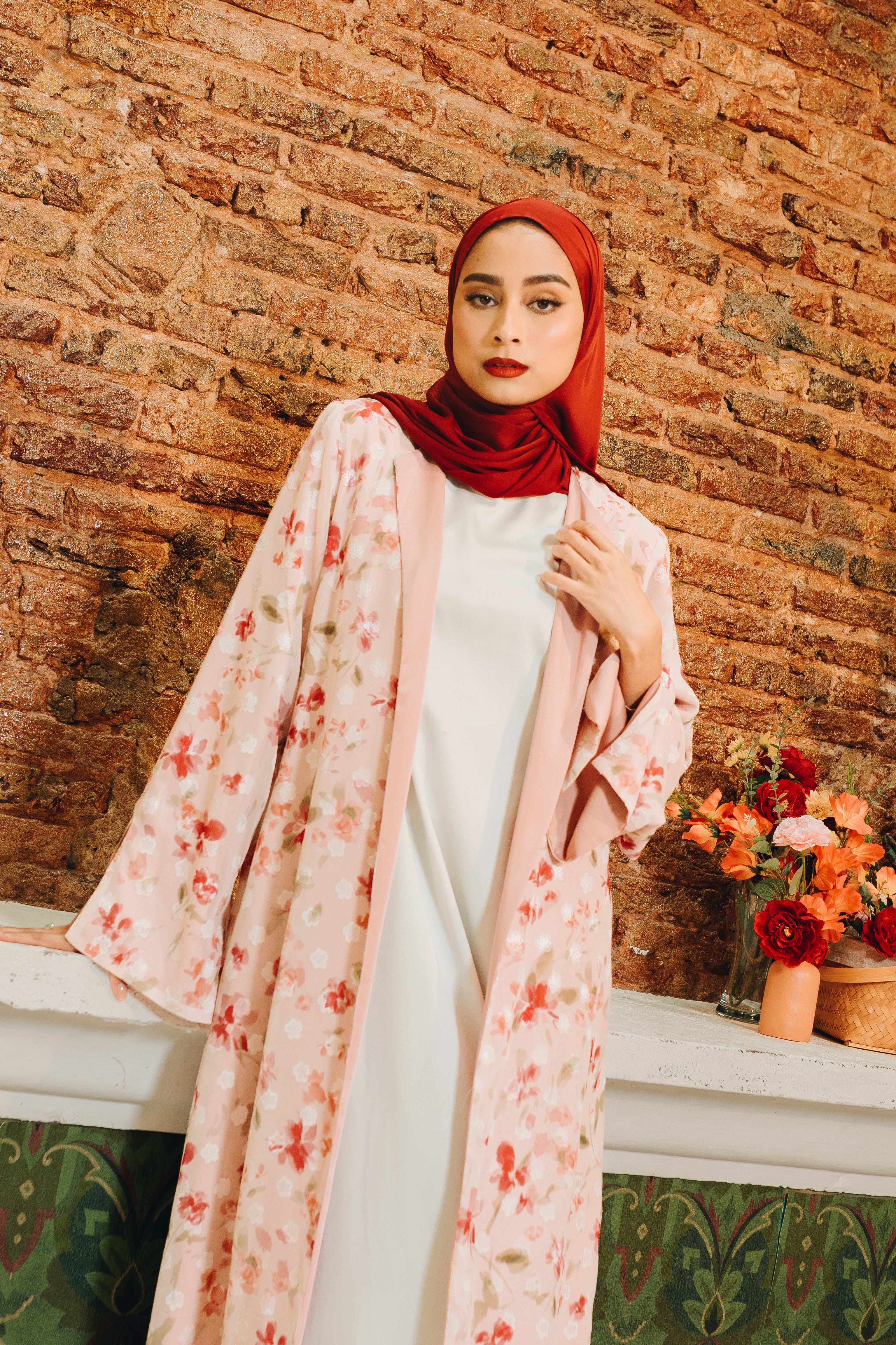 Rosa Reversible Abaya in Petal