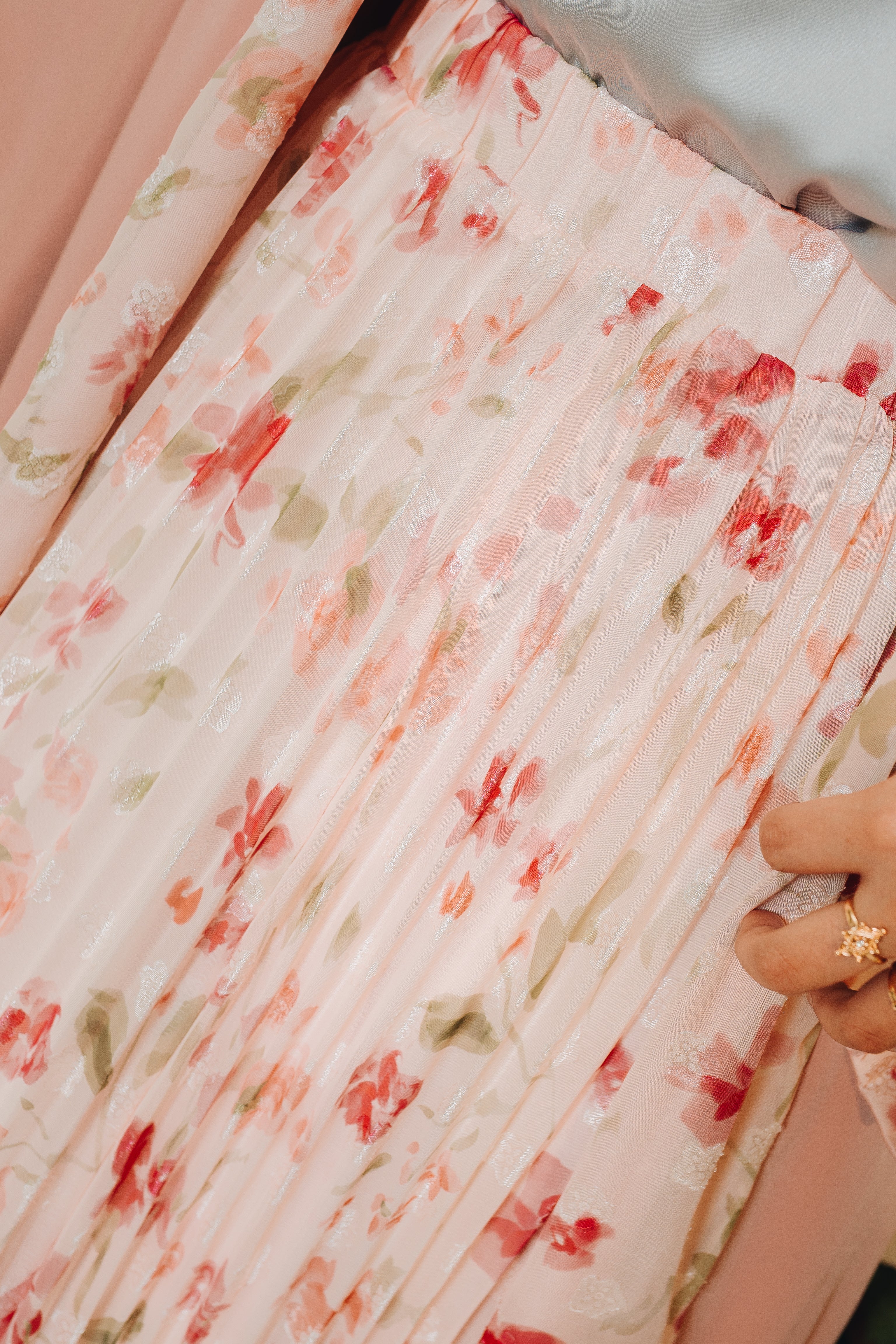 Rosa Pleated Skirt in Petal