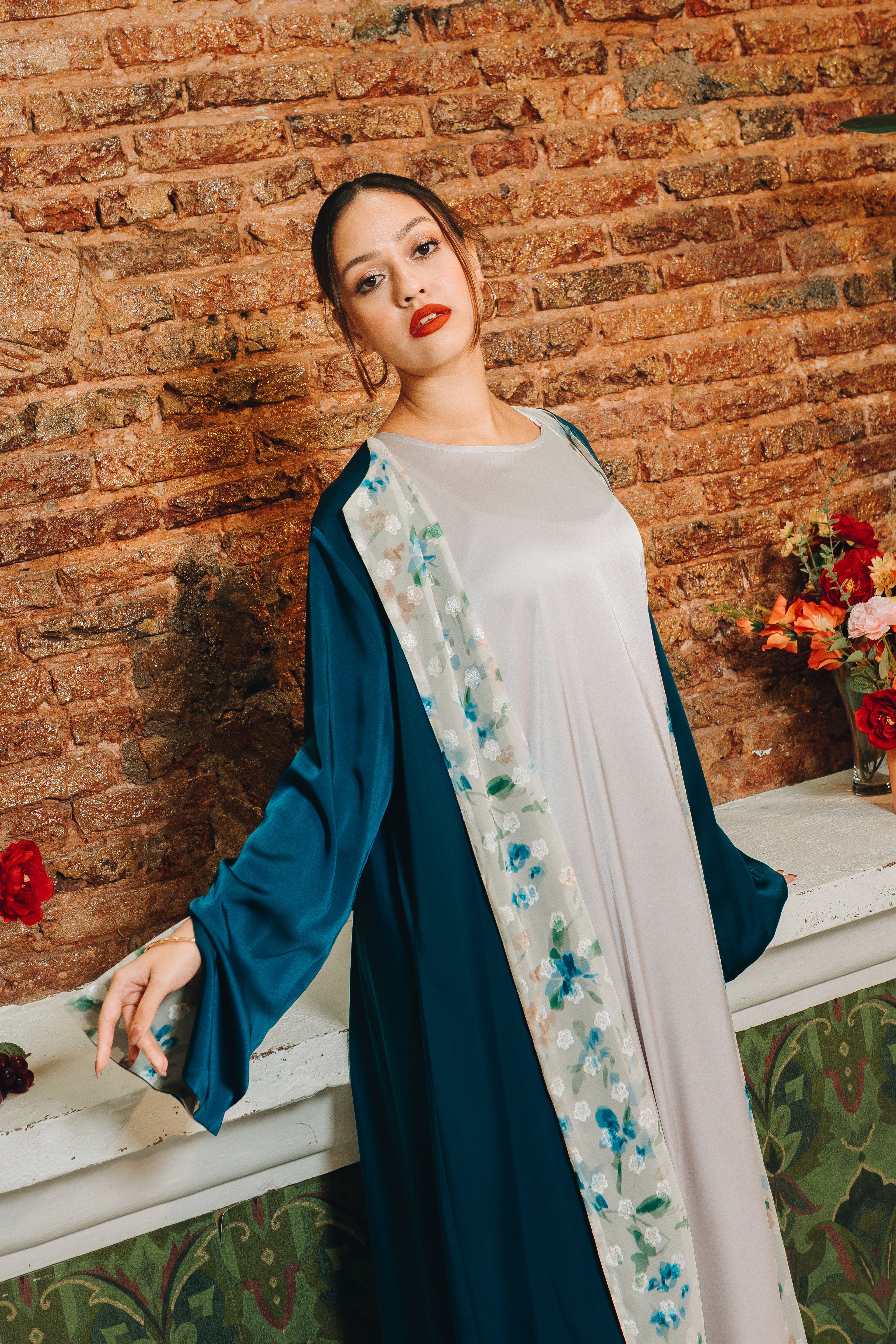 Rosa Reversible Abaya in Twilight