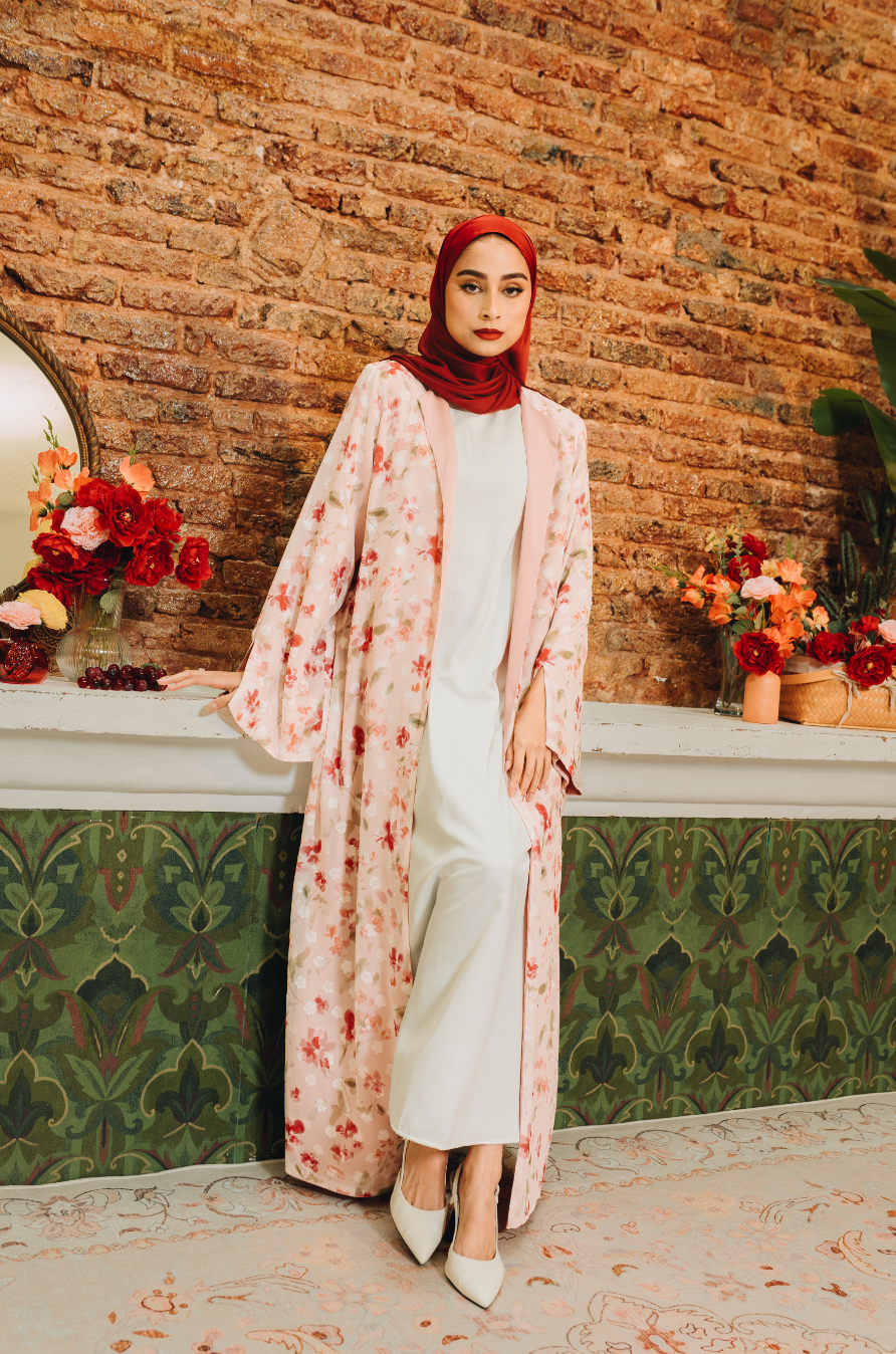 Rosa Reversible Abaya in Petal
