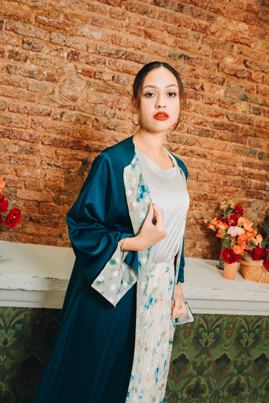 Rosa Reversible Abaya in Twilight