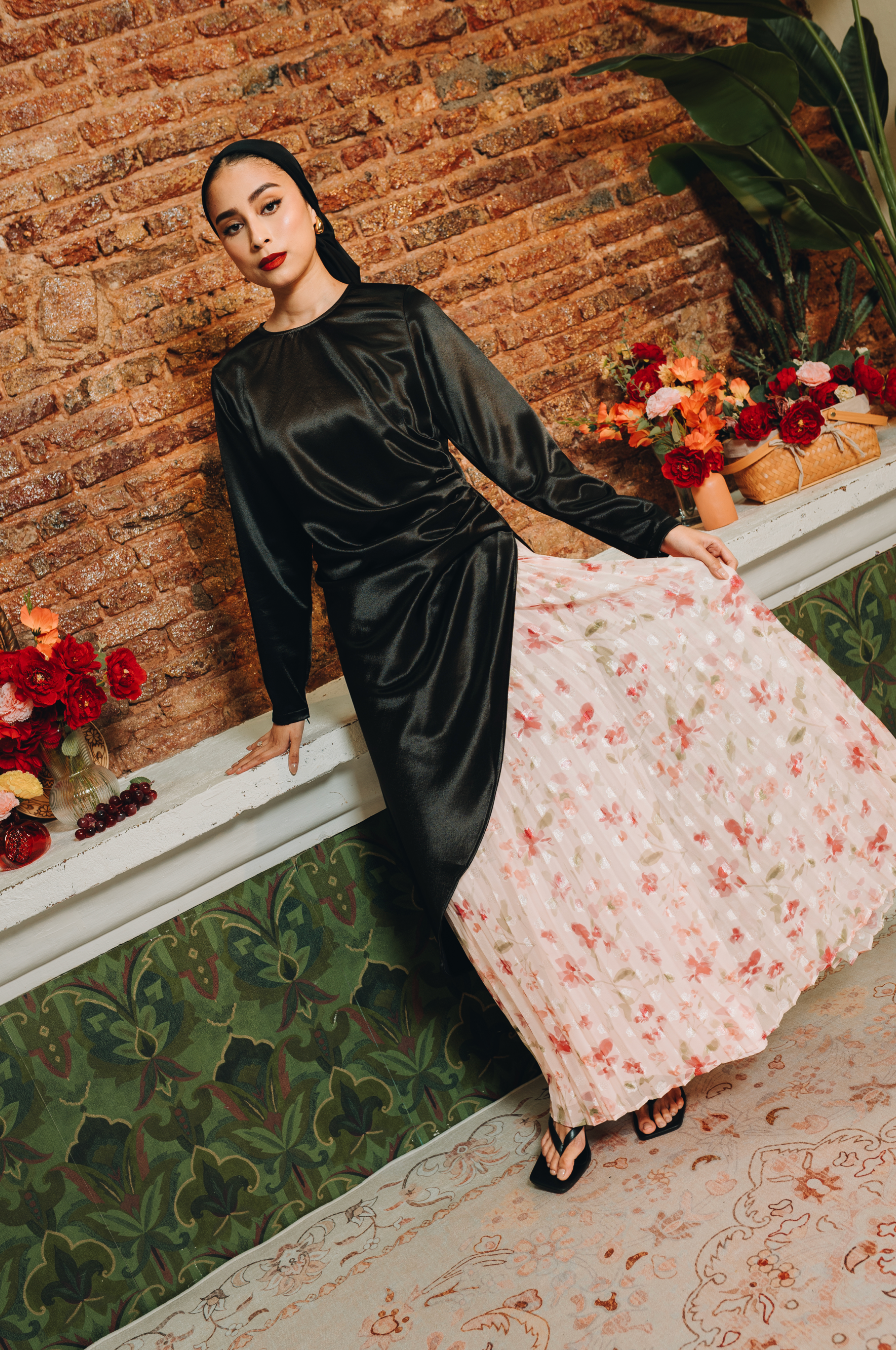 Rosa Pleated Skirt in Petal