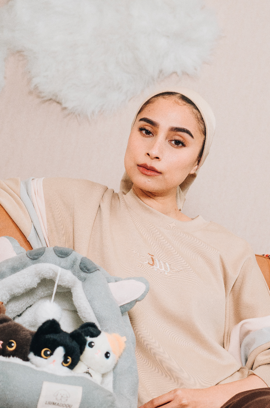 Modal Habibti Jumper in Toast : Calico & Friends Edition