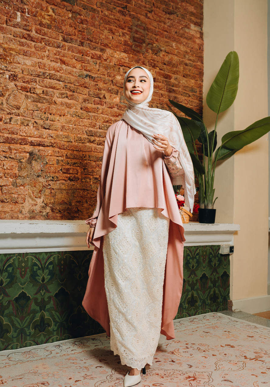 Granada Skirt Set in Rose