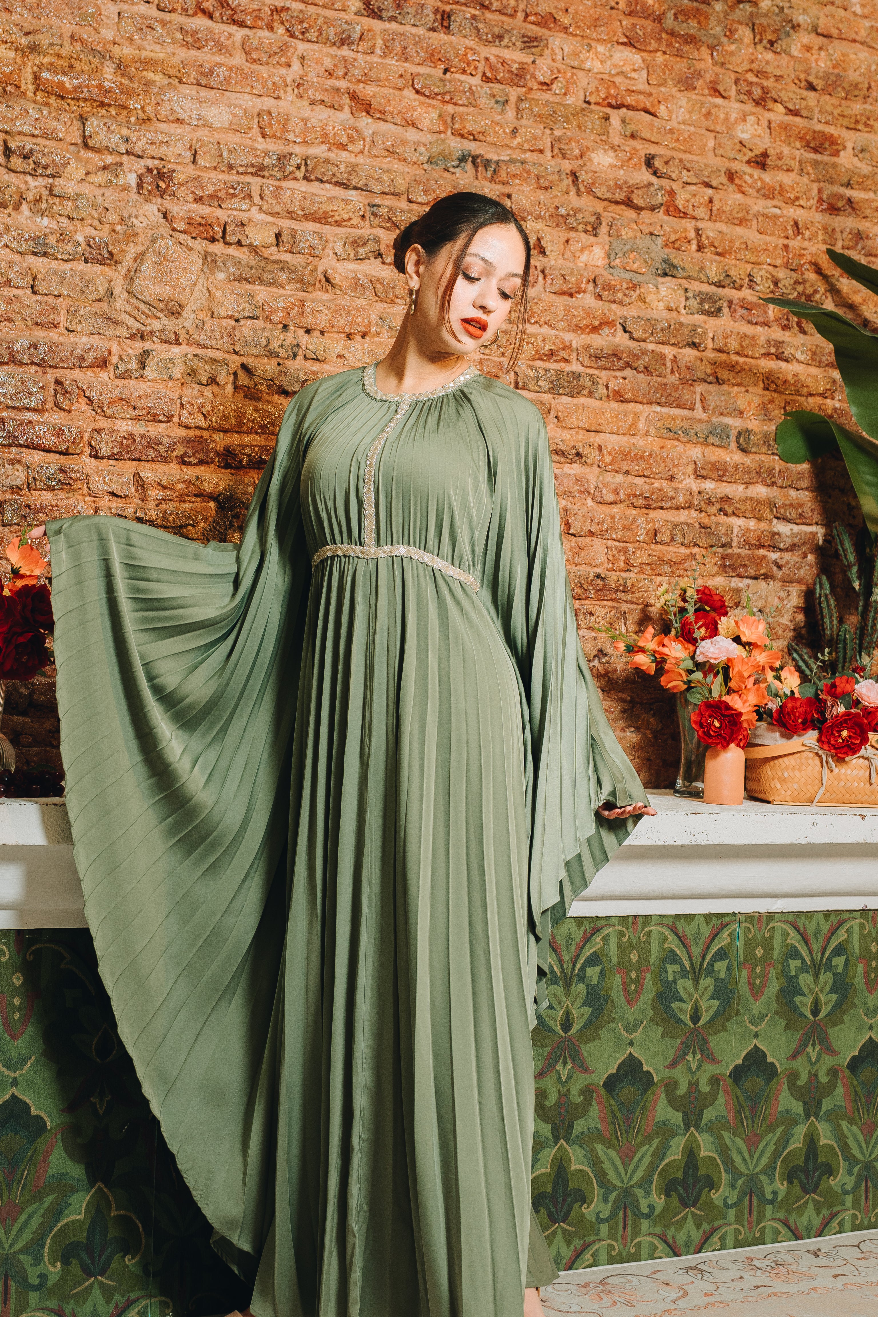 Valencia Pleated Kaftan in Deep Sage